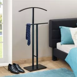 IDIMEX Herrendiener SCOTT Mit Hosenbügel In Schwarz -Möbelgeschäft 30607 AC0